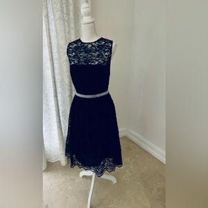 NORDSTROM LACE COCKTAIL DRESS FULLY LINED BELT NOT INCLUDED  NAVY
